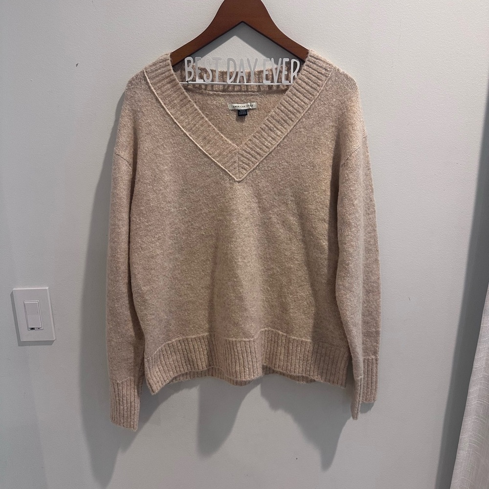 American Eagle Outfitters Beige V-Neck Sweater